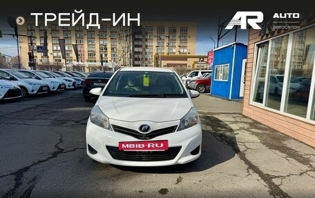 Toyota Vitz, 2013 год, 859 000 рублей, 3 фотография