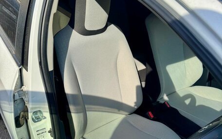 Toyota Vitz, 2013 год, 859 000 рублей, 17 фотография