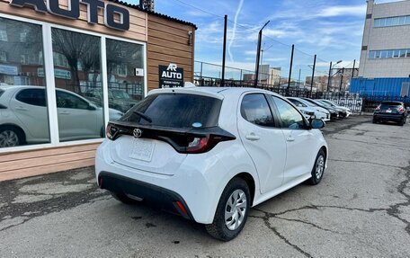 Toyota Yaris, 2021 год, 1 259 000 рублей, 9 фотография