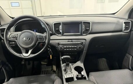 KIA Sportage IV рестайлинг, 2018 год, 1 995 000 рублей, 7 фотография