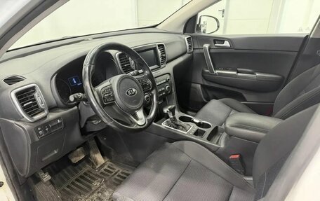 KIA Sportage IV рестайлинг, 2018 год, 1 995 000 рублей, 8 фотография