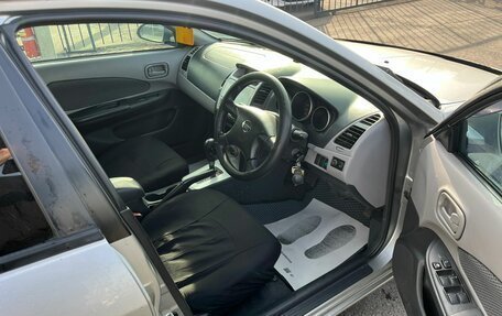 Nissan Wingroad III, 2003 год, 589 000 рублей, 13 фотография