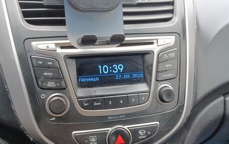 Hyundai Solaris II рестайлинг, 2014 год, 690 000 рублей, 5 фотография