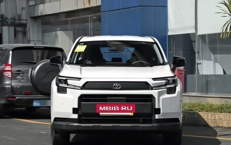 Toyota RAV4, 2025 год, 4 200 123 рублей, 2 фотография