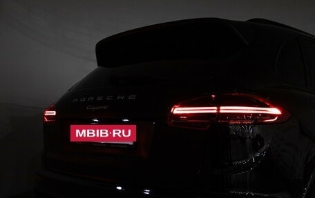 Porsche Cayenne III, 2015 год, 3 499 000 рублей, 30 фотография