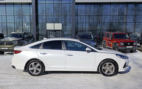 Hyundai Sonata VII, 2019 год, 1 800 000 рублей, 4 фотография