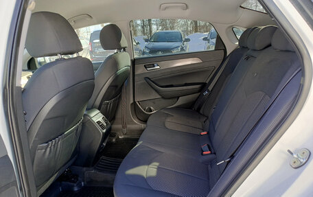 Hyundai Sonata VII, 2019 год, 1 800 000 рублей, 12 фотография