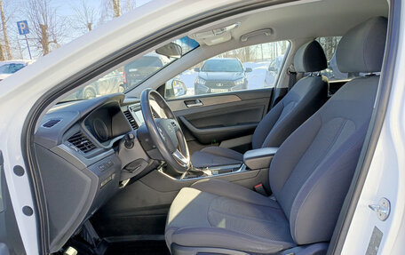 Hyundai Sonata VII, 2019 год, 1 800 000 рублей, 16 фотография