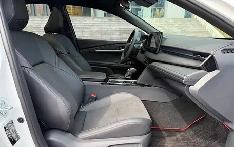 Toyota Camry, 2025 год, 4 000 000 рублей, 7 фотография