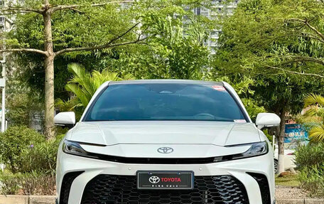 Toyota Camry, 2025 год, 4 000 000 рублей, 2 фотография