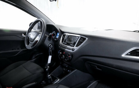 Hyundai Solaris II рестайлинг, 2020 год, 1 299 000 рублей, 17 фотография