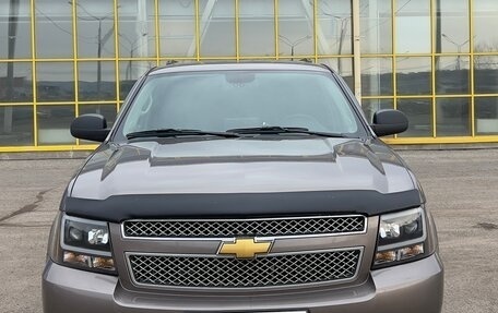 Chevrolet Tahoe III, 2013 год, 2 600 000 рублей, 1 фотография