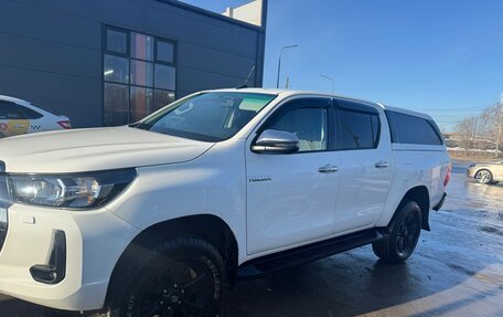 Toyota Hilux VIII, 2021 год, 4 700 000 рублей, 2 фотография