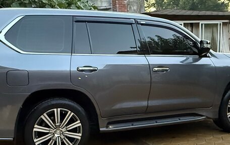 Lexus LX III, 2016 год, 7 550 000 рублей, 3 фотография