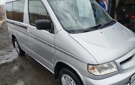 Mazda Bongo Friendee i рестайлинг, 1999 год, 550 000 рублей, 2 фотография