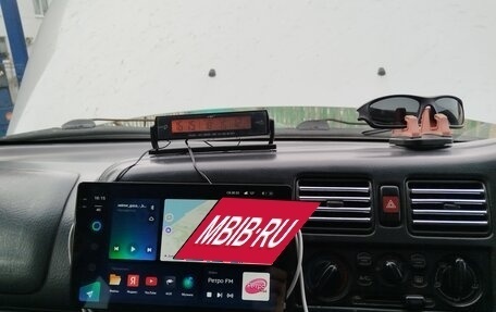 Mazda Bongo Friendee i рестайлинг, 1999 год, 550 000 рублей, 16 фотография