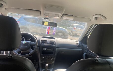 Skoda Yeti I рестайлинг, 2013 год, 890 000 рублей, 14 фотография