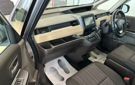 Honda Freed II, 2017 год, 1 649 000 рублей, 12 фотография