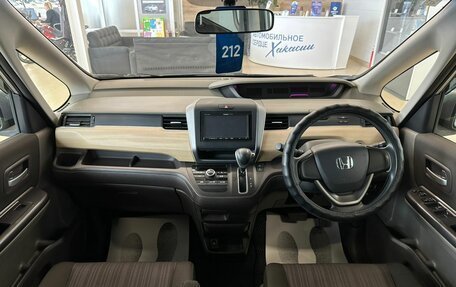 Honda Freed II, 2017 год, 1 649 000 рублей, 16 фотография