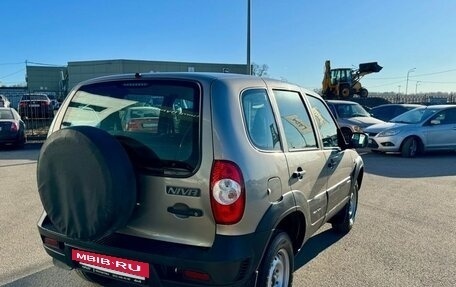 Chevrolet Niva I рестайлинг, 2020 год, 789 000 рублей, 6 фотография