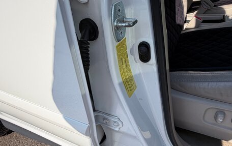 Lexus RX II рестайлинг, 2005 год, 1 450 000 рублей, 17 фотография