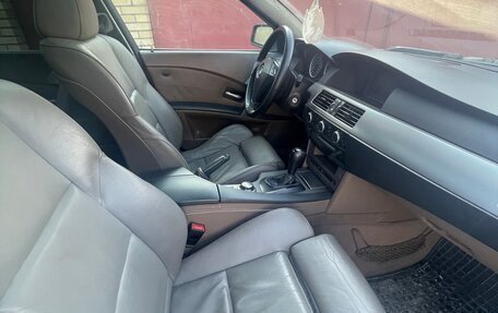 BMW 5 серия, 2004 год, 650 000 рублей, 5 фотография