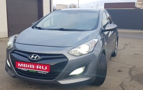 Hyundai i30 II рестайлинг, 2012 год, 980 000 рублей, 2 фотография