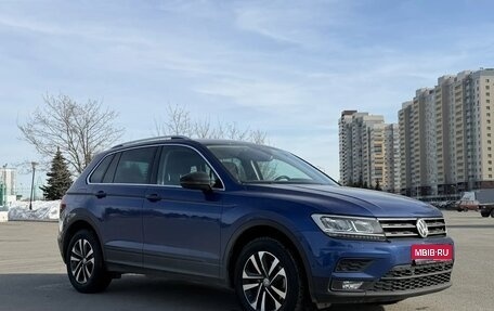Volkswagen Tiguan II, 2019 год, 2 800 000 рублей, 1 фотография