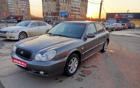 Hyundai Sonata IV рестайлинг, 2002 год, 330 000 рублей, 1 фотография