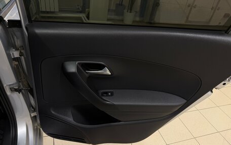 Volkswagen Polo VI (EU Market), 2015 год, 697 000 рублей, 17 фотография