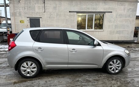 KIA cee'd I рестайлинг, 2009 год, 585 000 рублей, 3 фотография