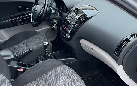 KIA cee'd I рестайлинг, 2009 год, 585 000 рублей, 13 фотография