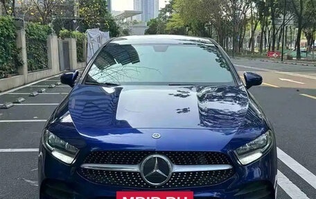 Mercedes-Benz A-Класс, 2023 год, 1 600 555 рублей, 2 фотография