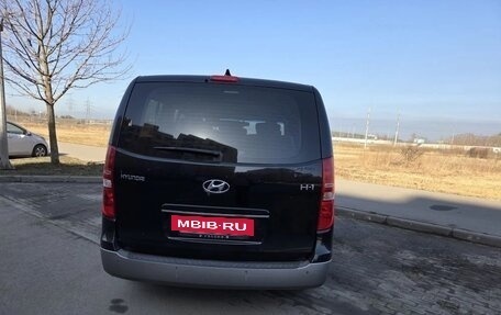 Hyundai H-1 II рестайлинг, 2019 год, 3 000 000 рублей, 4 фотография