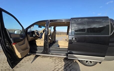 Hyundai H-1 II рестайлинг, 2019 год, 3 000 000 рублей, 6 фотография