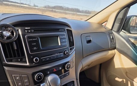 Hyundai H-1 II рестайлинг, 2019 год, 3 000 000 рублей, 9 фотография