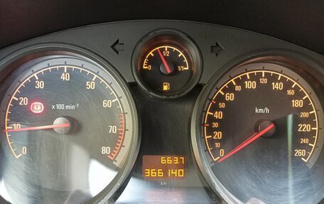 Opel Zafira B, 2008 год, 650 000 рублей, 21 фотография