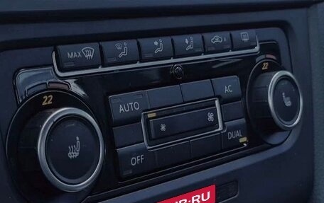 Volkswagen Golf R VII, 2012 год, 1 670 000 рублей, 28 фотография