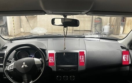 Mitsubishi Outlander III рестайлинг 3, 2012 год, 1 300 003 рублей, 11 фотография