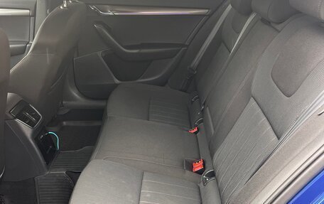 Skoda Octavia, 2019 год, 1 900 000 рублей, 10 фотография