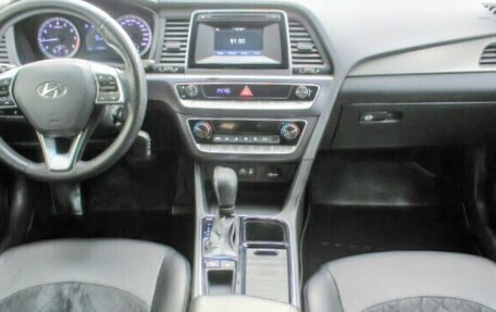 Hyundai Sonata VII, 2019 год, 2 000 000 рублей, 4 фотография