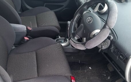 Toyota Ist II, 2002 год, 510 000 рублей, 11 фотография