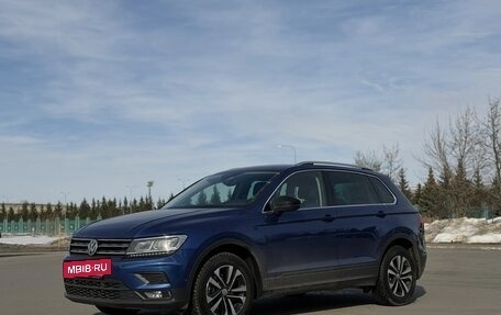 Volkswagen Tiguan II, 2019 год, 2 800 000 рублей, 4 фотография