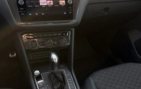 Volkswagen Tiguan II, 2019 год, 2 800 000 рублей, 11 фотография