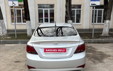 Hyundai Solaris II рестайлинг, 2015 год, 780 000 рублей, 6 фотография