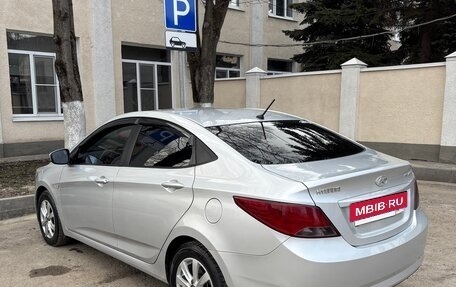 Hyundai Solaris II рестайлинг, 2015 год, 780 000 рублей, 7 фотография