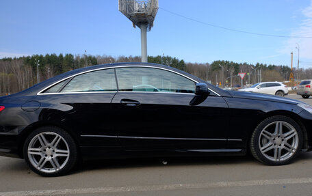 Mercedes-Benz E-Класс, 2012 год, 1 390 000 рублей, 6 фотография