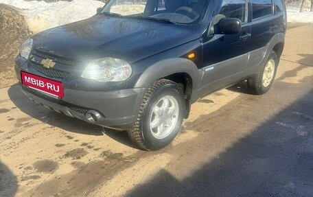 Chevrolet Niva I рестайлинг, 2009 год, 280 000 рублей, 2 фотография