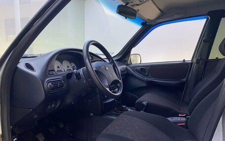 Chevrolet Niva I рестайлинг, 2006 год, 299 000 рублей, 20 фотография