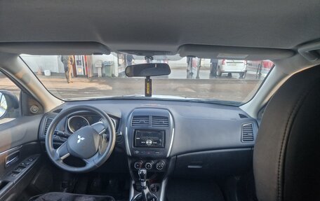 Mitsubishi ASX I рестайлинг, 2013 год, 930 000 рублей, 8 фотография